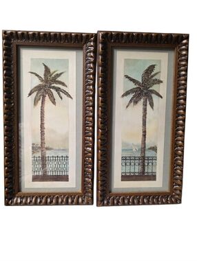 2 Palm Tree Wall Decor Items
